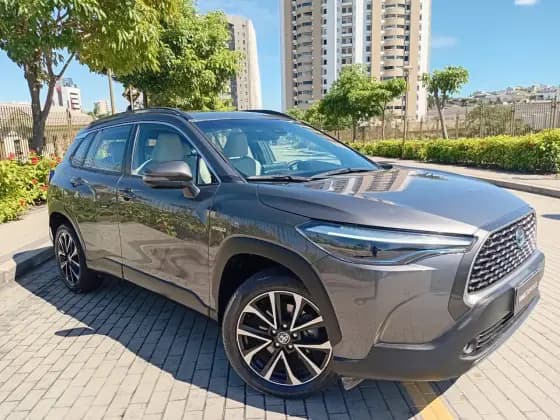 Carro 1.8 VVT-I HYBRID FLEX XRX CVT