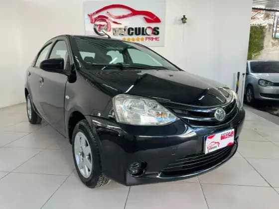 Carro 1.5 XS SEDAN 16V FLEX 4P MANUAL