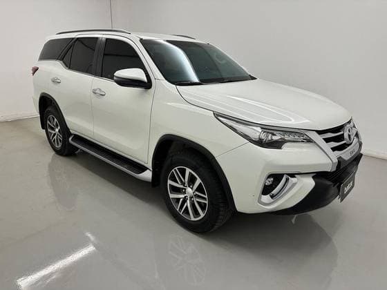 Carro 2.8 SRX 4X4 16V TURBO INTERCOOLER DIESEL 4P AUTOMÁTICO