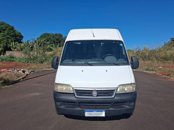 Carro 2.3 MAXICARGO 12 16V TURBO DIESEL 4P MANUAL