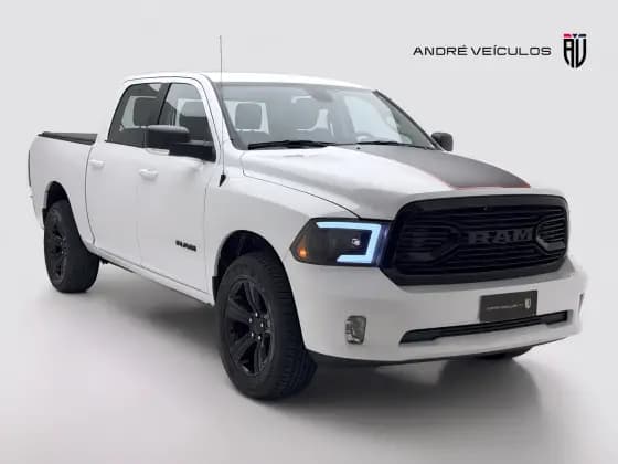 Carro 5.7 V8 GASOLINA LARAMIE NIGHT EDITION CD 4X4 AUTOMÁTICO