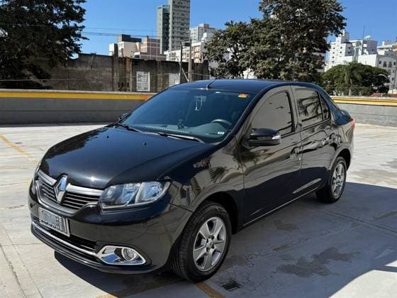 Carro 1.6 DYNAMIQUE 8V FLEX 4P AUTOMATIZADO