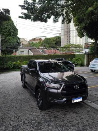 Carro 2.8 D-4D TURBO DIESEL CD SR 4X4 AUTOMÁTICO