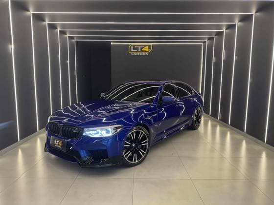 Carro 4.4 V8 TWIN POWER M XDRIVE STEPTRONIC