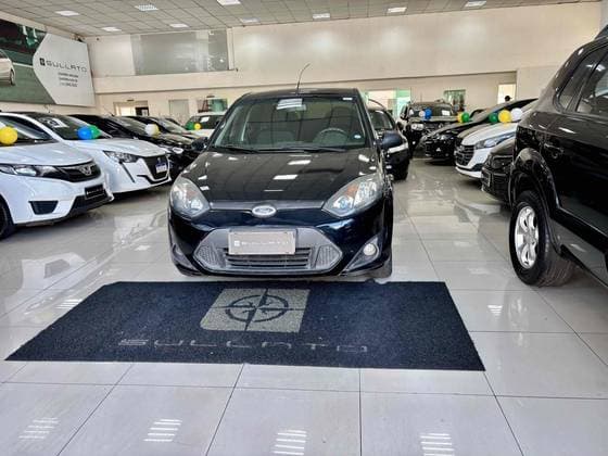 Carro 1.6 MPI CLASS SEDAN 8V FLEX 4P MANUAL