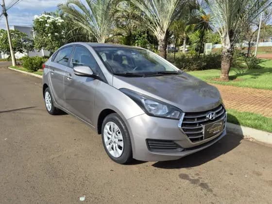 Carro 1.6 COMFORT PLUS 16V FLEX 4P AUTOMÁTICO