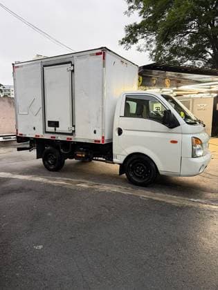 Carro 2.5 TCI HD LONGO COM CAÇAMBA 4X2 8V 97CV TURBO INTERCOOLER DIESEL 2P MANUAL