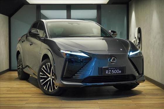 Carro 77 KW ELÉTRICO AWD