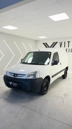 Carro 1.6 FURGÃO 800KG 16V FLEX 3P MANUAL