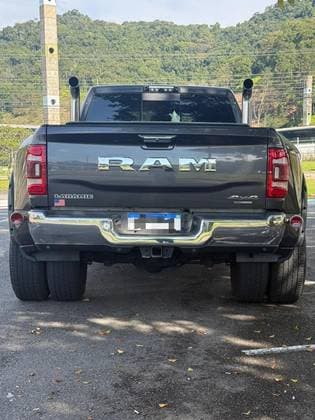 Carro 6.7 I6 TURBO DIESEL LARAMIE CD 4X4 AUTOMÁTICO