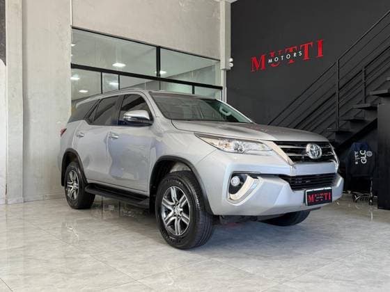 Carro 2.7 SR 4X2 16V FLEX 4P AUTOMÁTICO