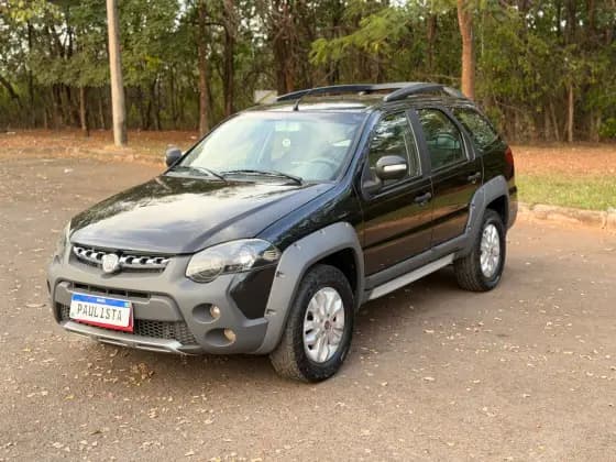 Carro 1.8 MPI ADVENTURE WEEKEND 16V FLEX 4P MANUAL