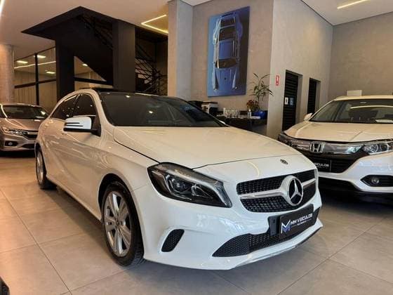 Carro 1.6 CGI FLEX 7G-DCT