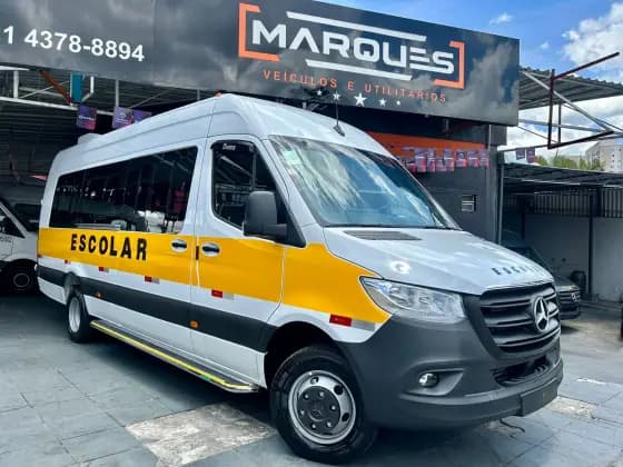 Carro 2.0 CDI DIESEL VAN 517 TA EXTRA LONGO 21L MANUAL