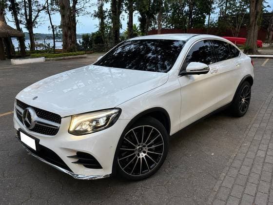 Carro 2.0 CGI GASOLINA COUPÉ 4MATIC 9G-TRONIC