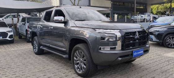 Carro 2.4 BITURBO DIESEL CD HPE 4X4 AUTOMÁTICO