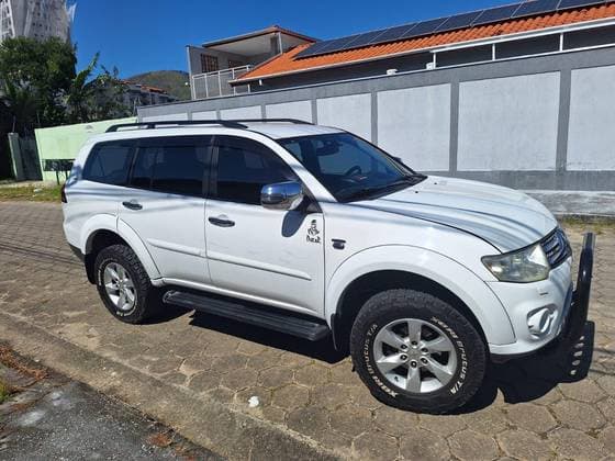 Carro 3.2 HPE 4X4 7 LUGARES 16V TURBO INTERCOOLER DIESEL 4P AUTOMÁTICO