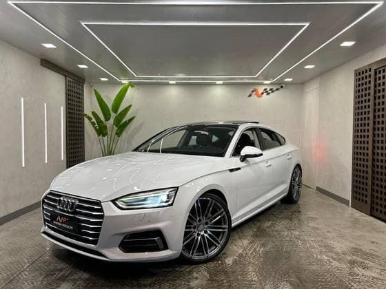 Carro 2.0 TFSI GASOLINA SPORTBACK PERFORMANCE BLACK S TRONIC