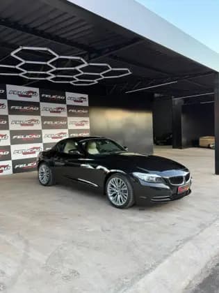 Carro 2.5 I6 GASOLINA SDRIVE23I AUTOMÁTICO