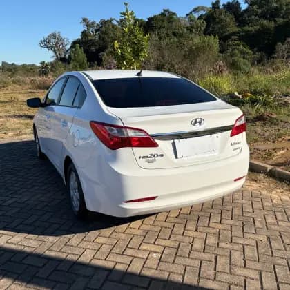 Carro 1.6 COMFORT STYLE 16V FLEX 4P AUTOMÁTICO