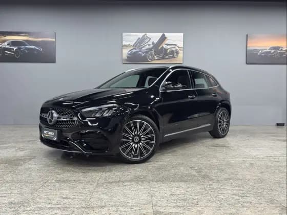 Carro 1.3 MHEV AMG LINE 7G-DCT