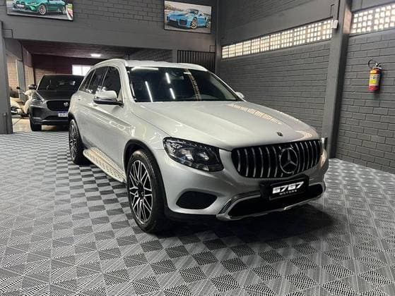 Carro 2.0 CGI GASOLINA 4MATIC 9G-TRONIC