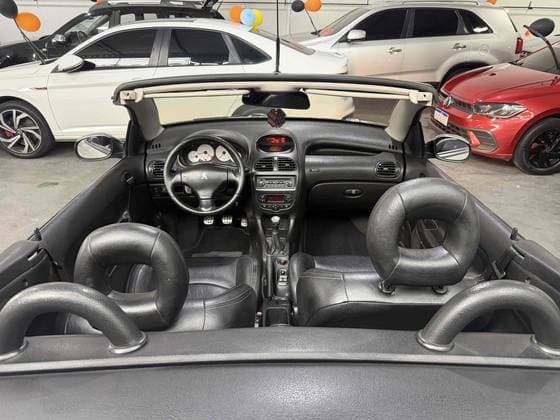 Carro 1.6 CC 16V GASOLINA 2P MANUAL