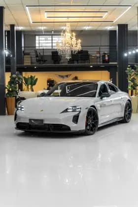 Carro GTS ELÉTRICO