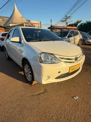Carro 1.5 XLS 16V FLEX 4P MANUAL