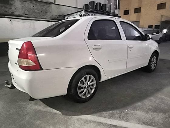 Carro 1.5 XS SEDAN 16V FLEX 4P MANUAL