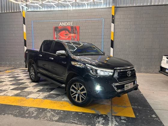 Carro 2.8 SRX 4X4 CD 16V DIESEL 4P AUTOMÁTICO