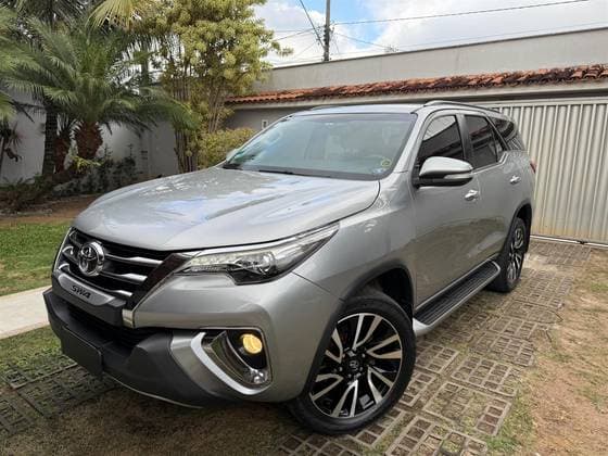 Carro 2.8 SRX 4X4 16V TURBO INTERCOOLER DIESEL 4P AUTOMÁTICO