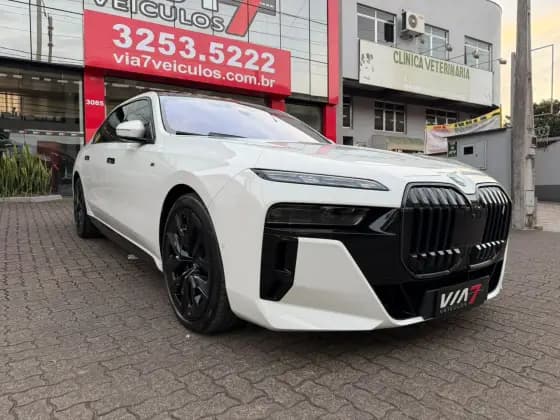 Carro ELÉTRICO XDRIVE60 M SPORT