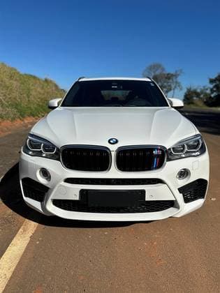 Carro 4.4 V8 TURBO GASOLINA M AUTOMATICO