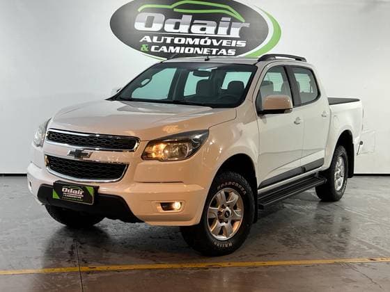 Carro 2.4 ADVANTAGE 4X2 CD 8V FLEX 4P MANUAL