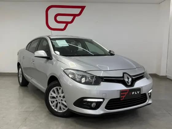 Carro 2.0 DYNAMIQUE PLUS 16V FLEX 4P AUTOMÁTICO