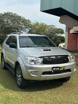 Carro 2.5 4X4 CS CHASSI CABINE 16V TURBO DIESEL 2P MANUAL