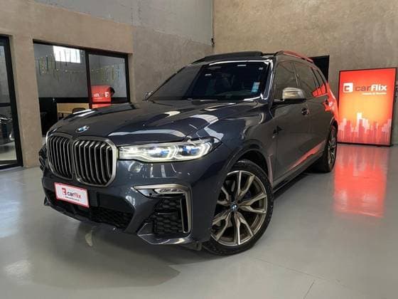 Carro 4.4 V8 GASOLINA M50i STEPTRONIC