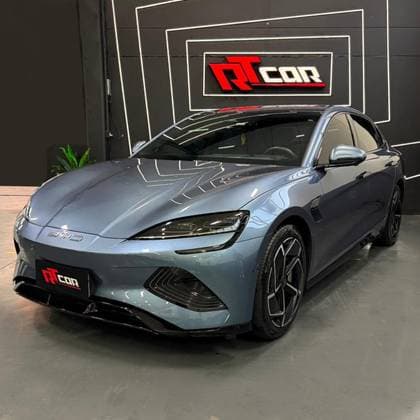 Carro 82,5 KW ELÉTRICO AWD