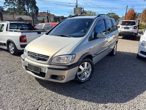 Carro 2.0 MPFI ELITE 8V FLEX 4P AUTOMÁTICO