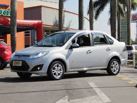 Carro 1.6 ROCAM SEDAN 8V FLEX 4P MANUAL