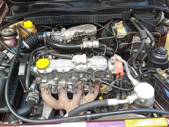 Carro 2.0 MPFI CD 8V GASOLINA 4P AUTOMÁTICO