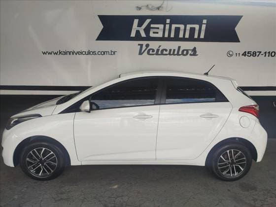 Carro 1.6 COMFORT STYLE 16V FLEX 4P AUTOMÁTICO