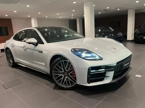 Carro 2.9 V6 E-HYBRID 4S PDK