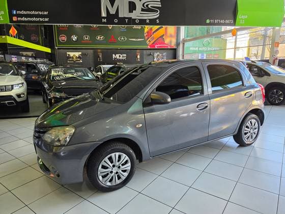 Carro 1.3 XS 16V FLEX 4P MANUAL