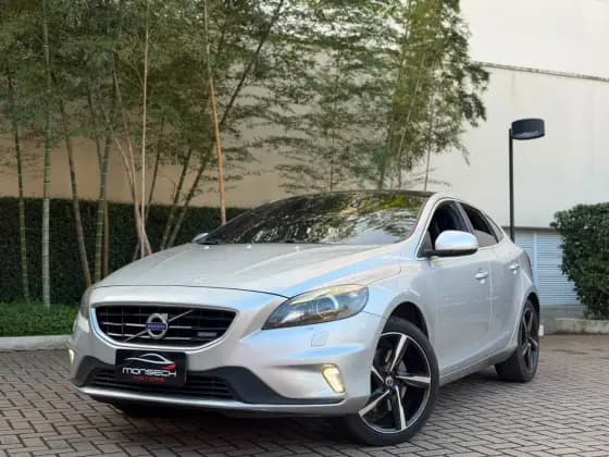 Carro 2.0 T5 R DESIGN TURBO GASOLINA 4P AUTOMÁTICO