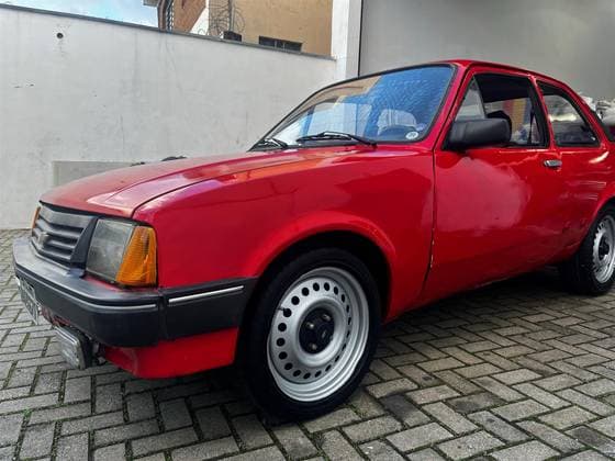 Carro 1.6 SL 8V ÁLCOOL 2P MANUAL