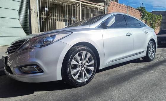 Carro 3.0 MPFI GLS V6 24V GASOLINA 4P AUTOMÁTICO