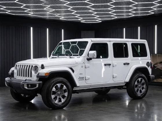 Carro 2.0 TURBO GASOLINA SAHARA 4P 4X4 AT8