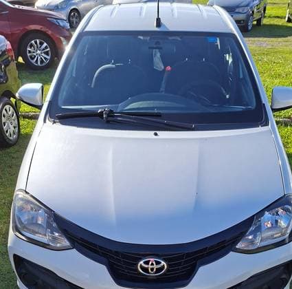 Carro 1.5 X PLUS SEDAN 16V FLEX 4P MANUAL